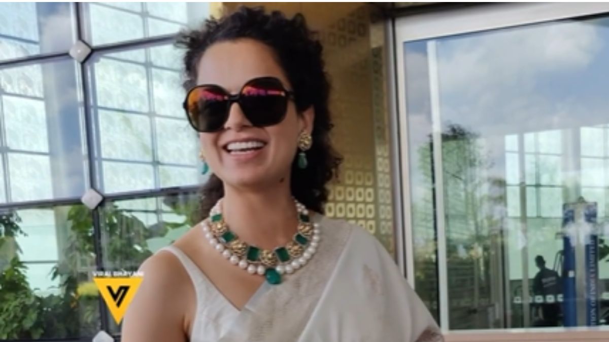 Kangana Ranaut Visits Kamakhya Shakti Peeth In Guwahati